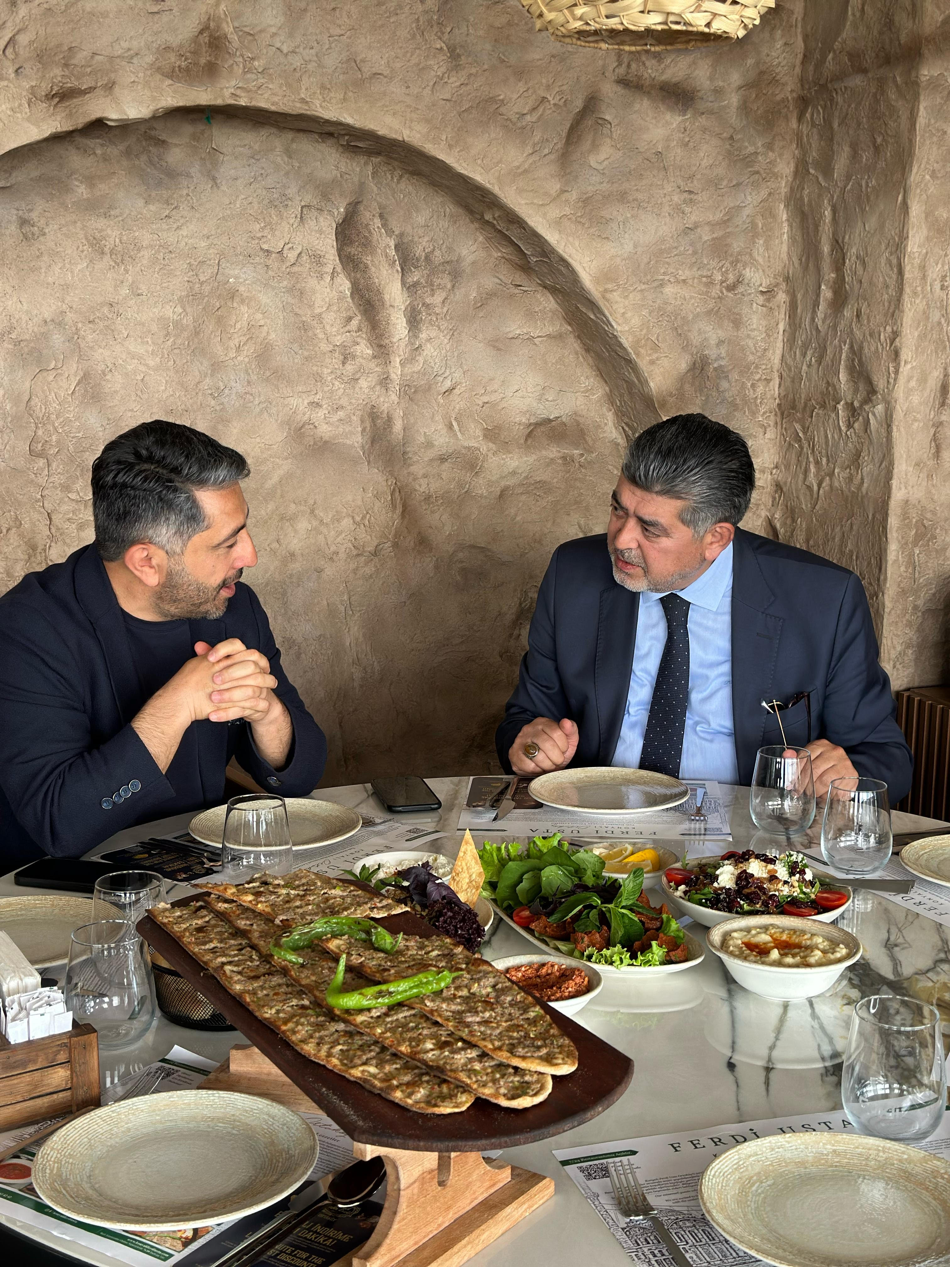 İstiklal Gazetesi · Ortaköy’de Lezzetin adı “Konyalı Ferdi Usta”