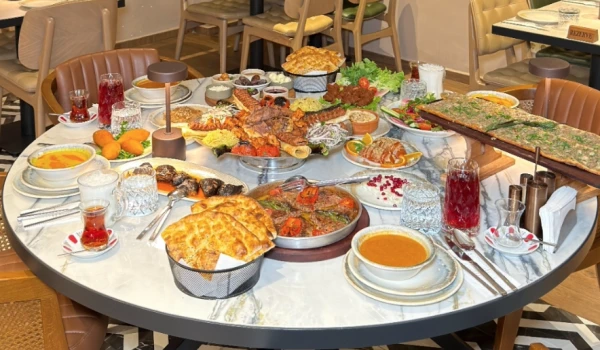 Favori Lezzetler · Konyalı Usta Ferdî’den Ramazan Ayı’na Özel İhtişamlı İftar Menüsü Hazır!